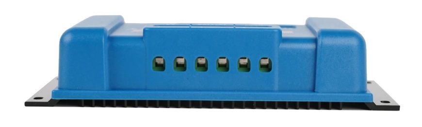 Victron Energy BlueSolar PWM-LCD&USB 12/24V-20A(20A, 12/24В) Контроллер заряда 27913 фото